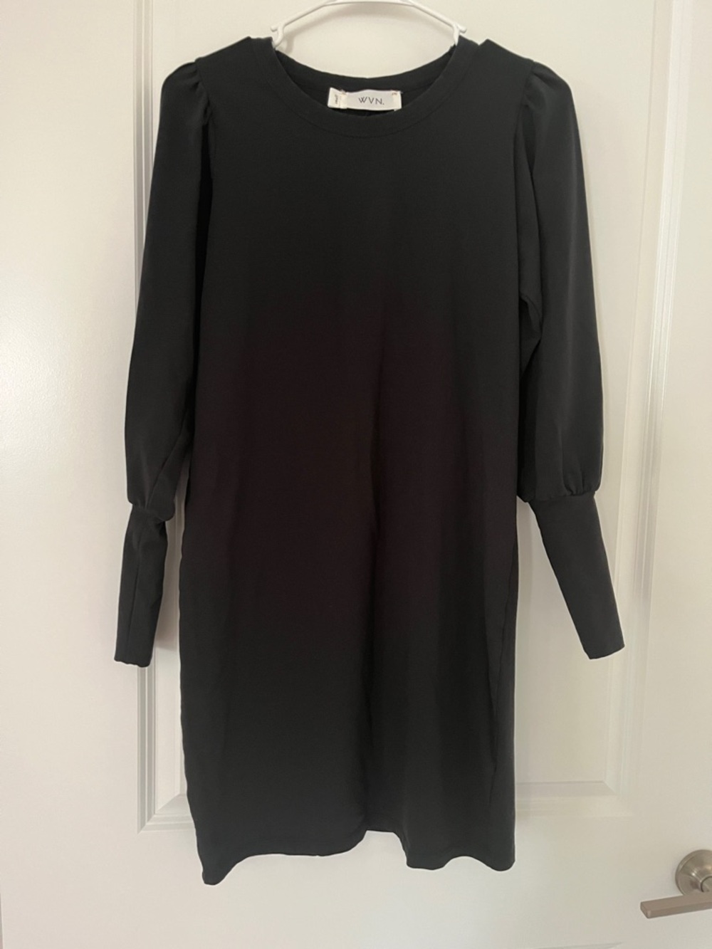 WVN Black Long-Sleeve Puff Shoulder Dress